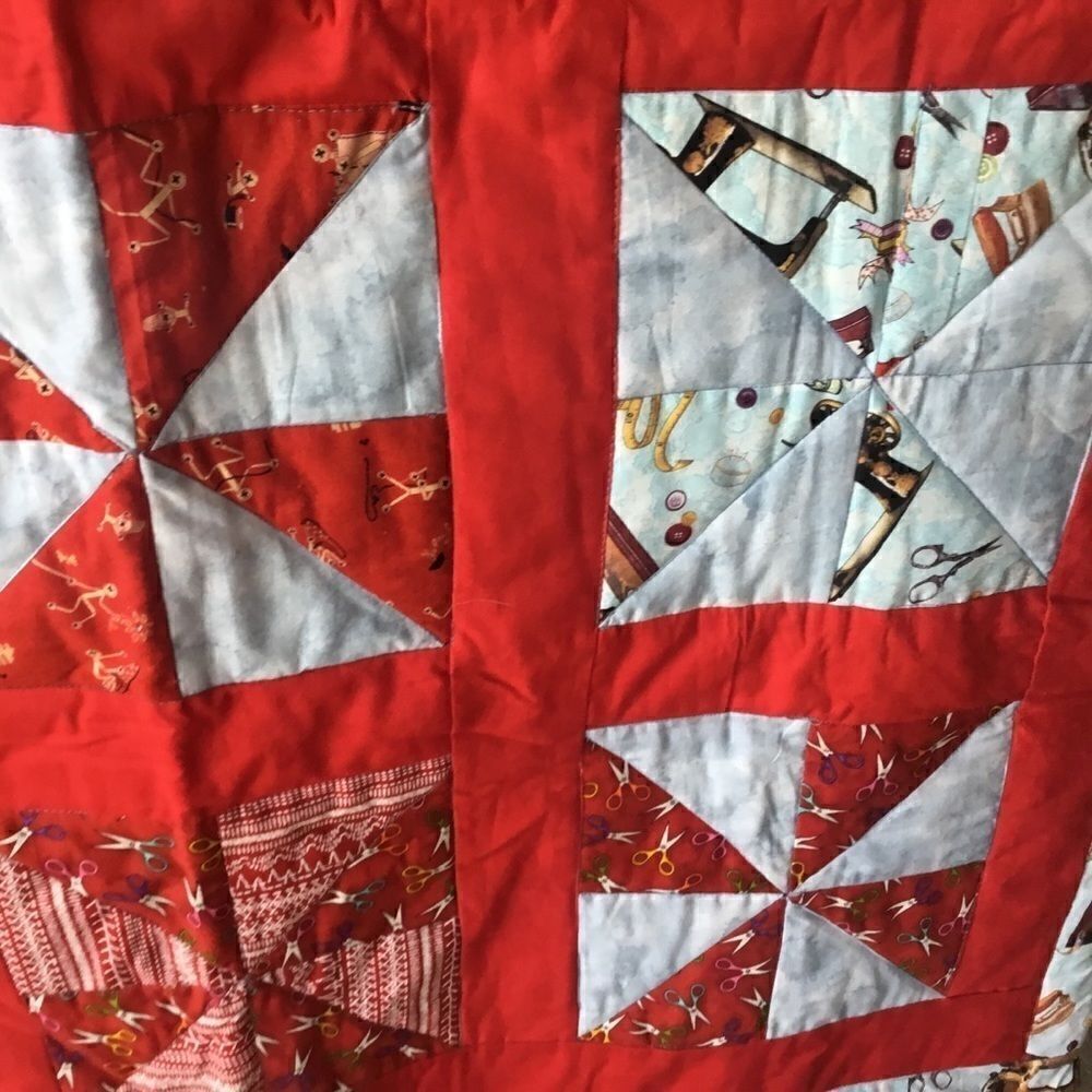 Handmade Quilt. - Picture 6 of 15